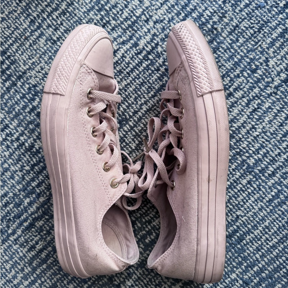 Gently-worn Converse